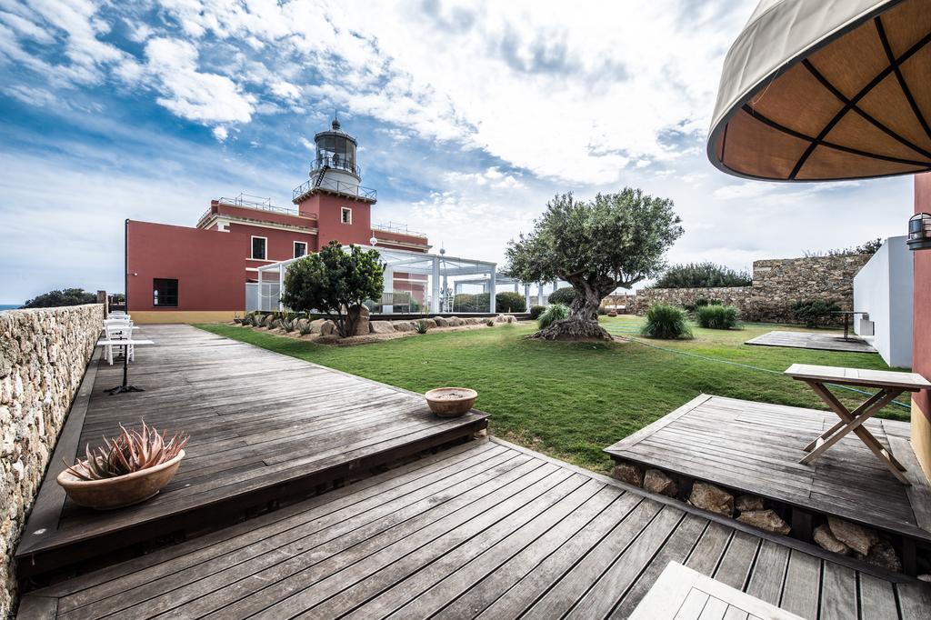 Hotel Faro Capo Spartivento 5*
